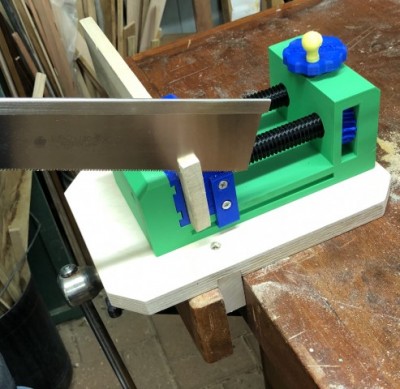 Printed Vise a.JPG