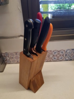knives_block2.jpeg (31.53 KiB) נצפה 4402 פעמים knives_block2.jpeg