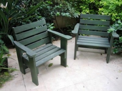 green chairs1.jpg