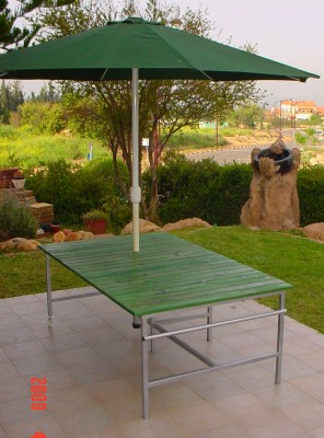 GardenTable.jpg