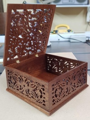 gentleman box 2.jpg