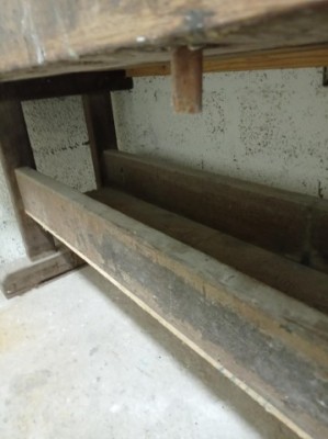 work bench bottom.jpg