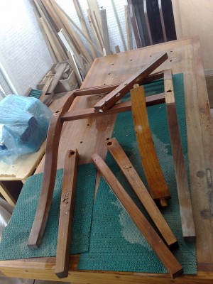 BUNCH OF RESIDUAL WOODEN CHAIR.jpg