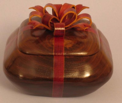 new-project-ribbons-and-bows-box.jpg