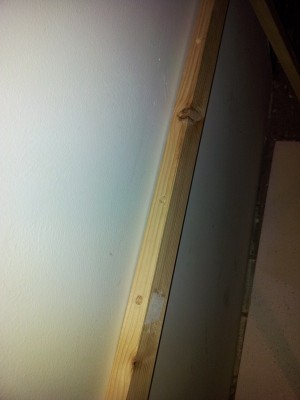 2011-11-28 23.11.45 screw holes.jpg
